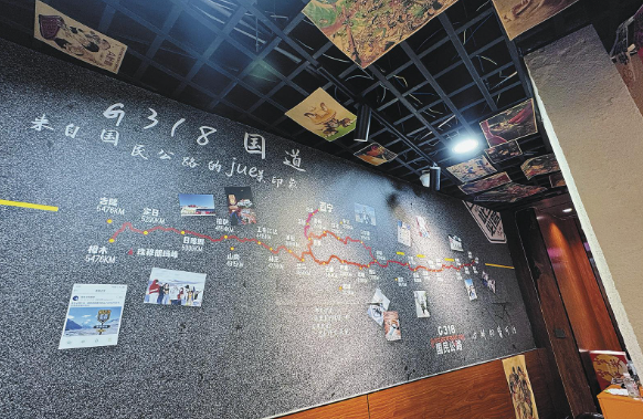 【2025青海文化旅游節(jié)特刊】“拼桌火鍋”圈粉年輕人