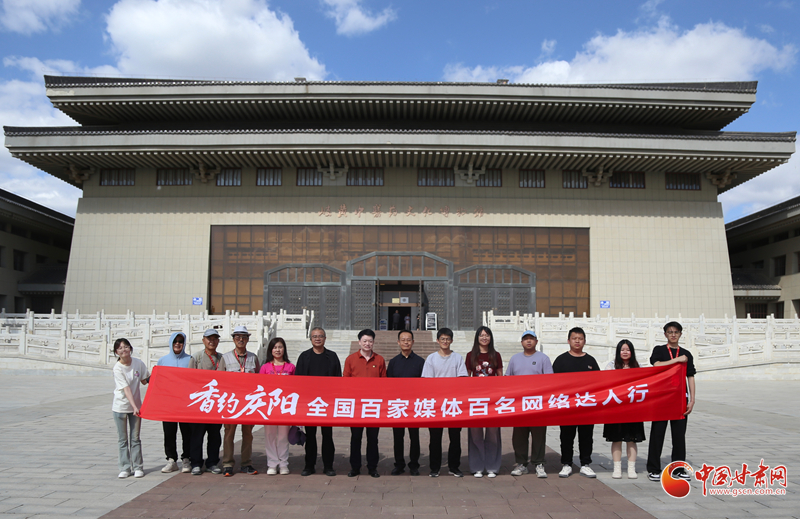 香約慶陽(yáng)｜“香香的寶寶”成熱詞 慶陽(yáng)香包民俗文化節(jié)何以出圈